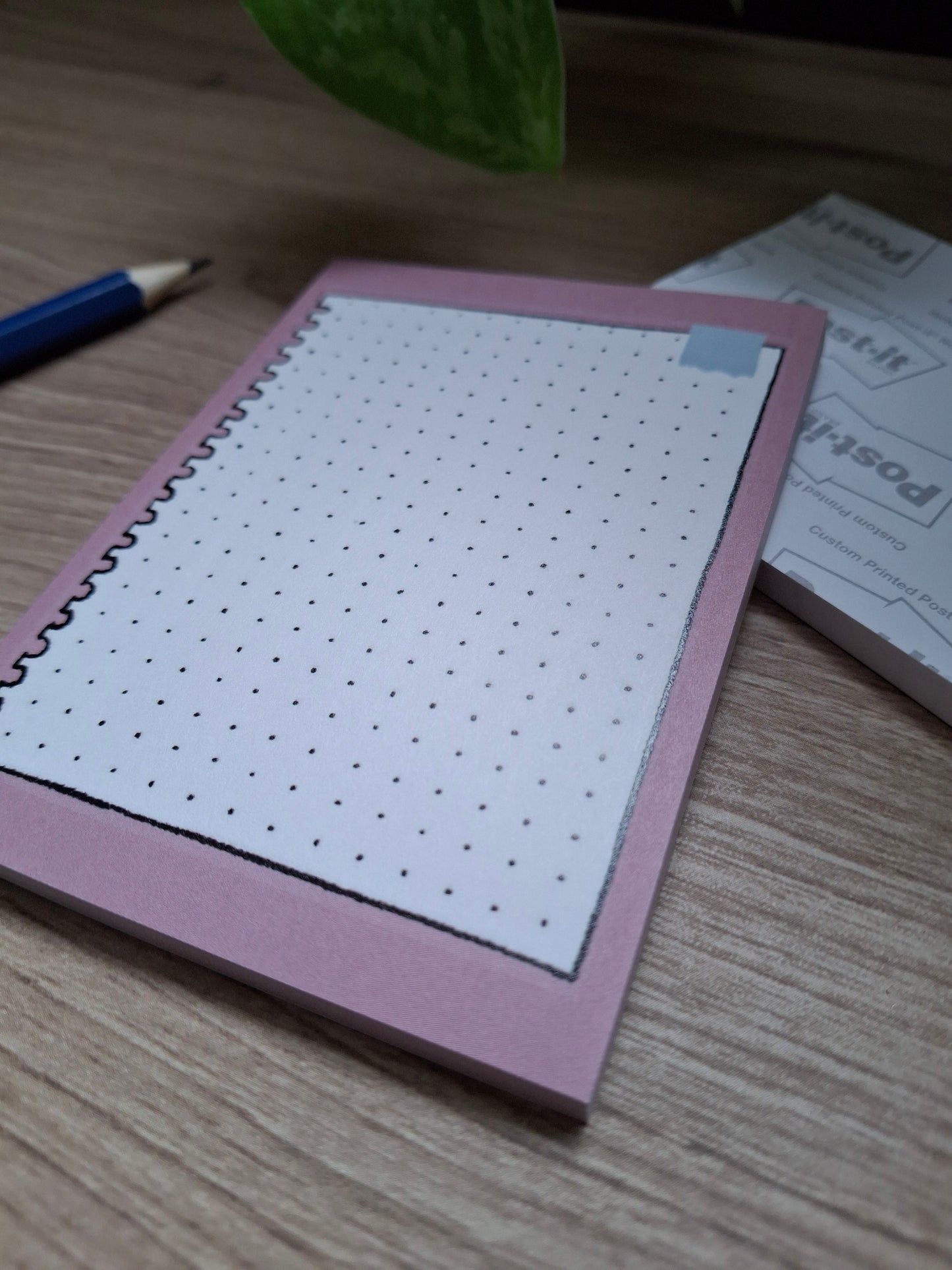 Post-it Notepad: Faded Lavendar Dot Grid